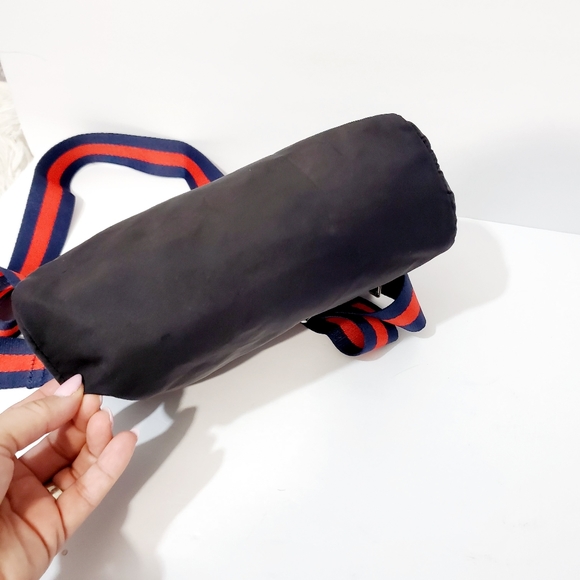 Prada auth black nylon pouch crossbody bag w strap - Picture 14 of 15